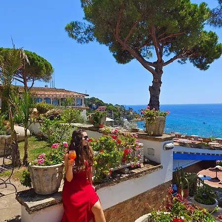 ホテル Roger De Flor By Seleqtta 4*