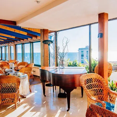 Szálloda Roger De Flor By Seleqtta 4*