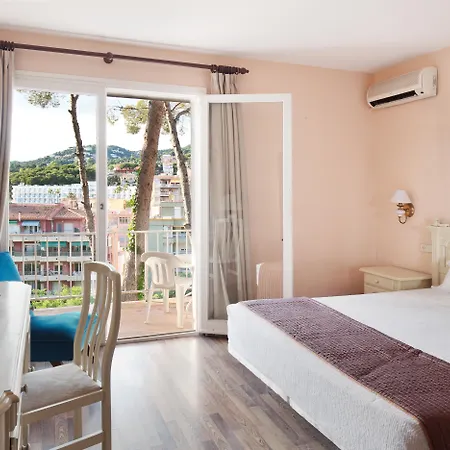 Roger De Flor By Seleqtta Hotell Lloret de Mar
