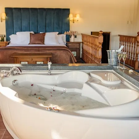 Szálloda Roger De Flor By Seleqtta