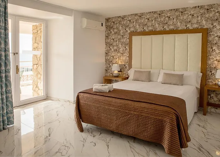 Roger De Flor By Seleqtta 4*