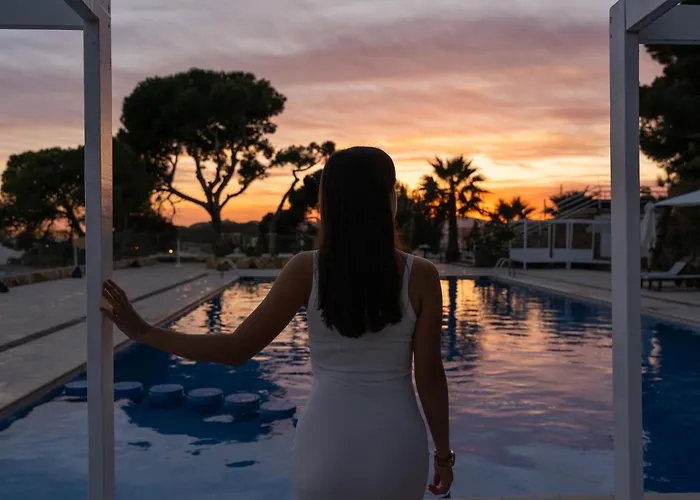 Roger De Flor By Seleqtta Hotel