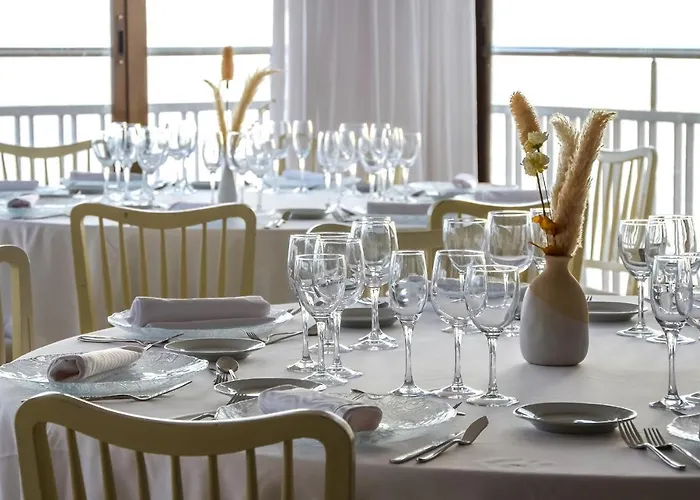 Roger De Flor By Seleqtta Otel Lloret de Mar