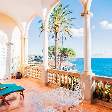 Hotel Roger De Flor By Seleqtta 4*